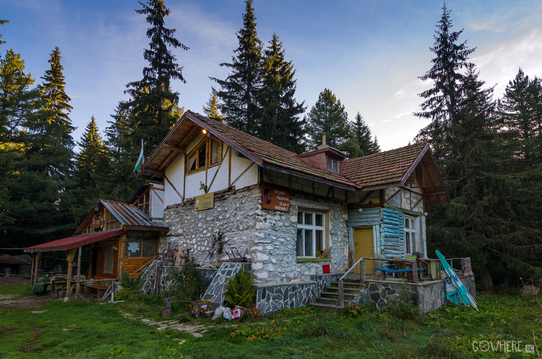 Хижа "Ловна"